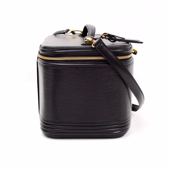 Louis Vuitton Epi Nice Bag - Picture 10 of 16